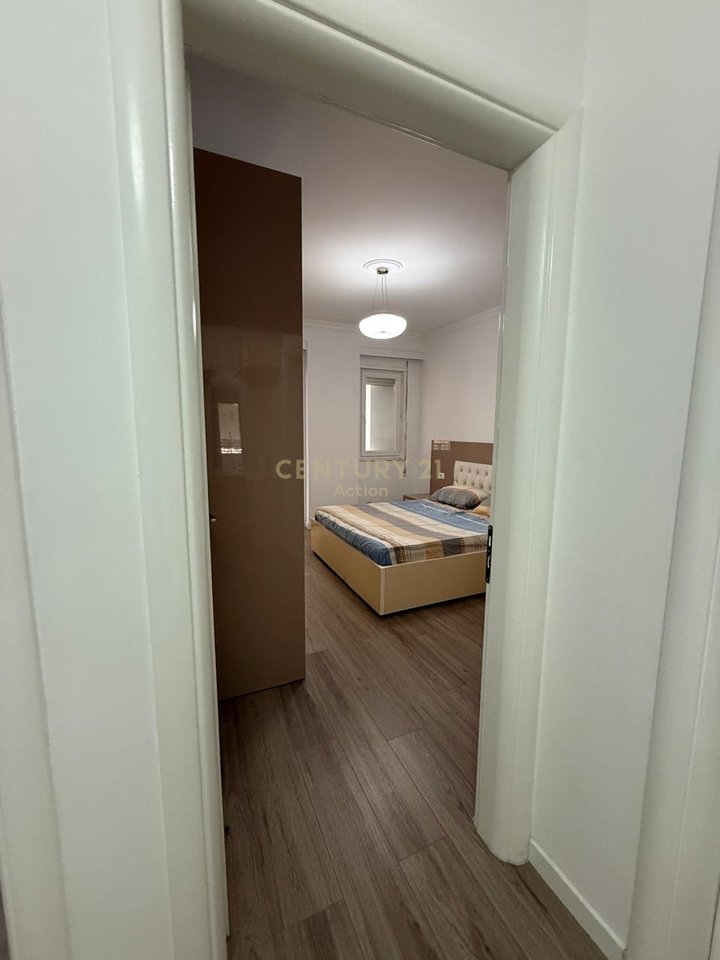 FOR RENT APARTMENT 1+1+GARAGE !