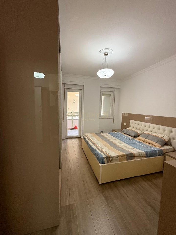 FOR RENT APARTMENT 1+1+GARAGE !