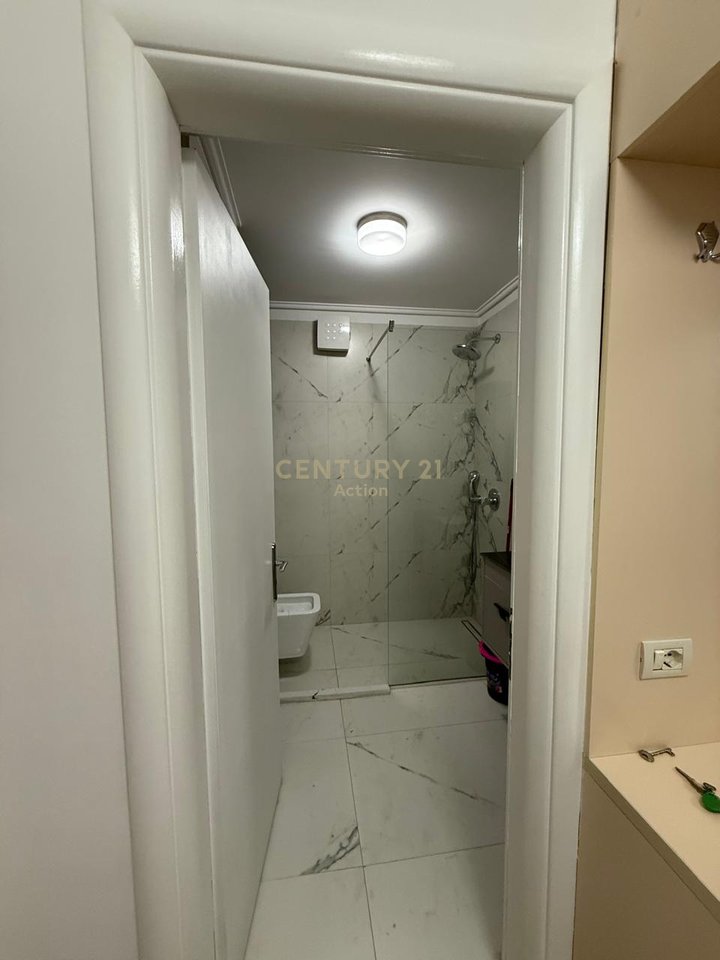 FOR RENT APARTMENT 1+1+GARAGE !