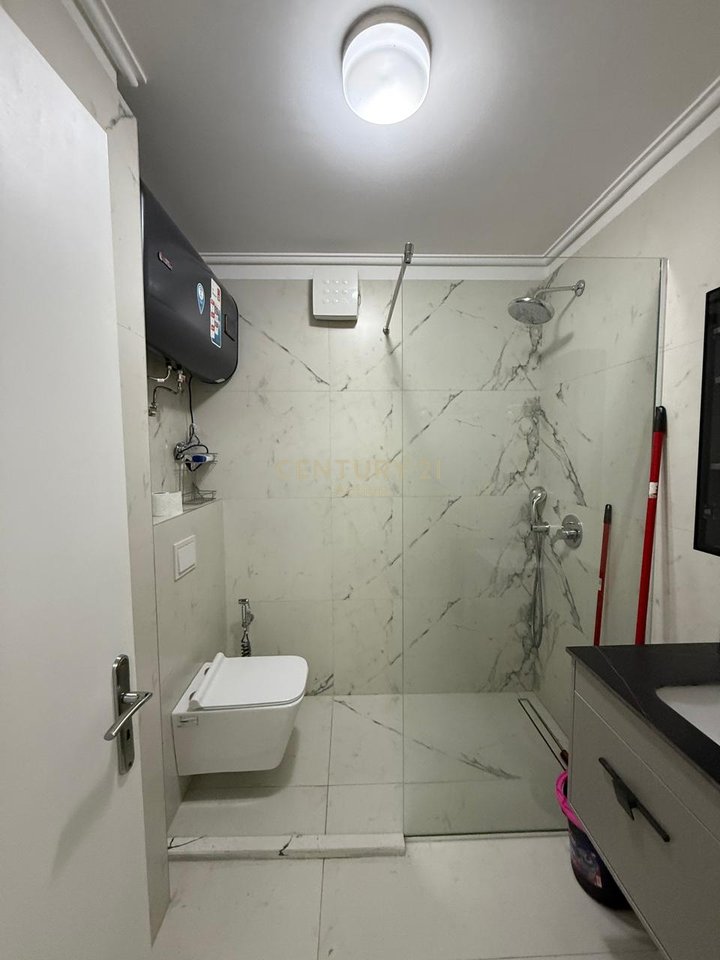 FOR RENT APARTMENT 1+1+GARAGE !