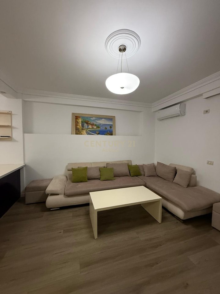FOR RENT APARTMENT 1+1+GARAGE !