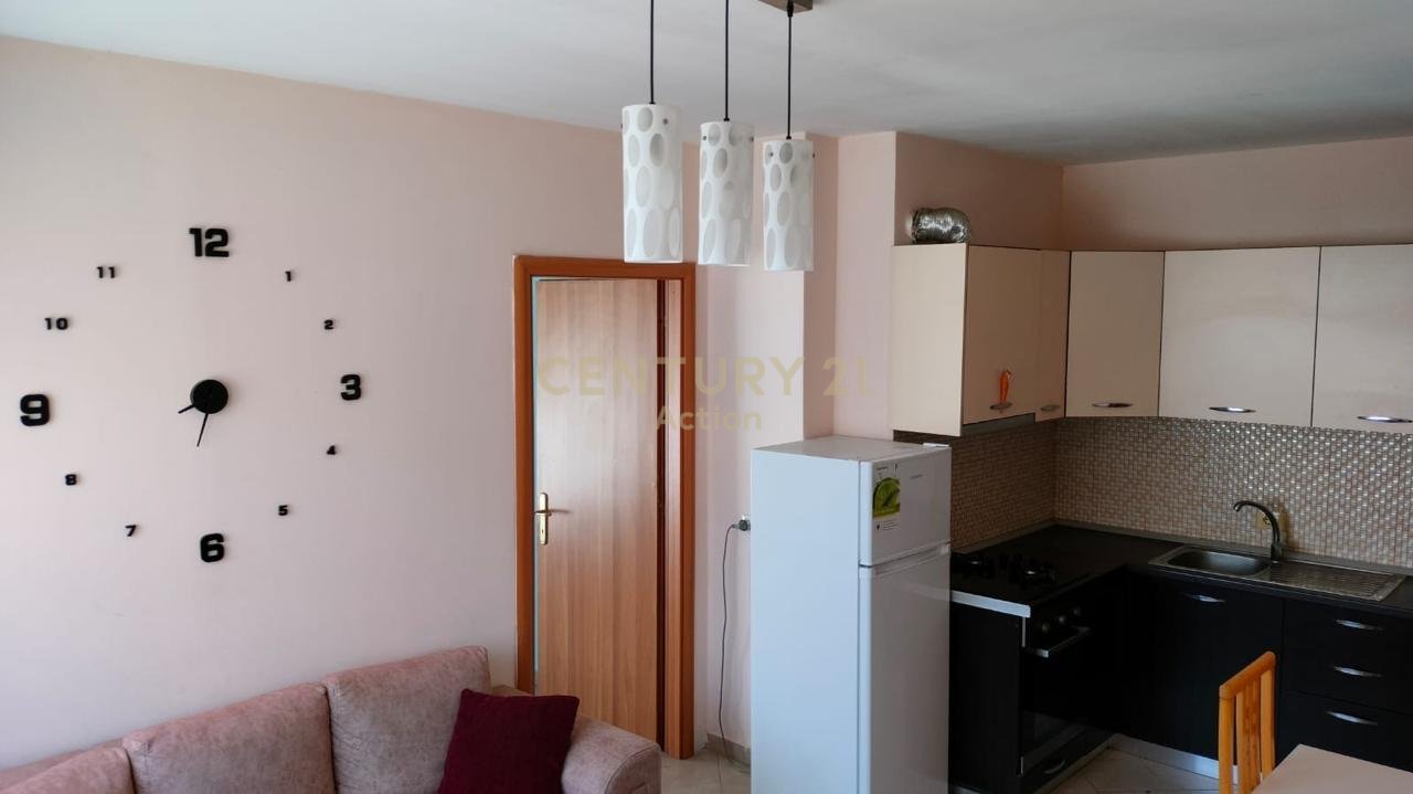 JAPIM ME QIRA APARTAMENT 2+1 NE ASTIR!