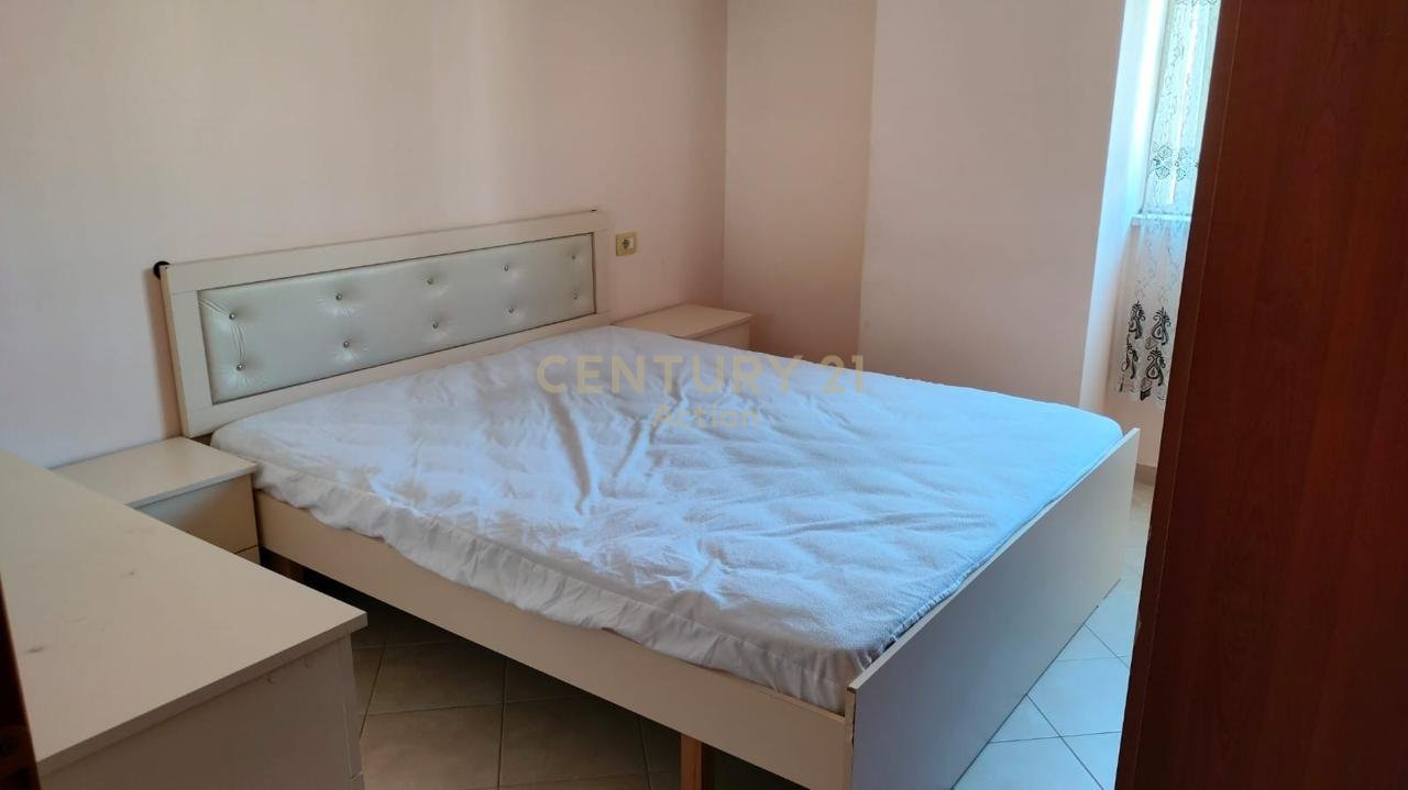 JAPIM ME QIRA APARTAMENT 2+1 NE ASTIR!