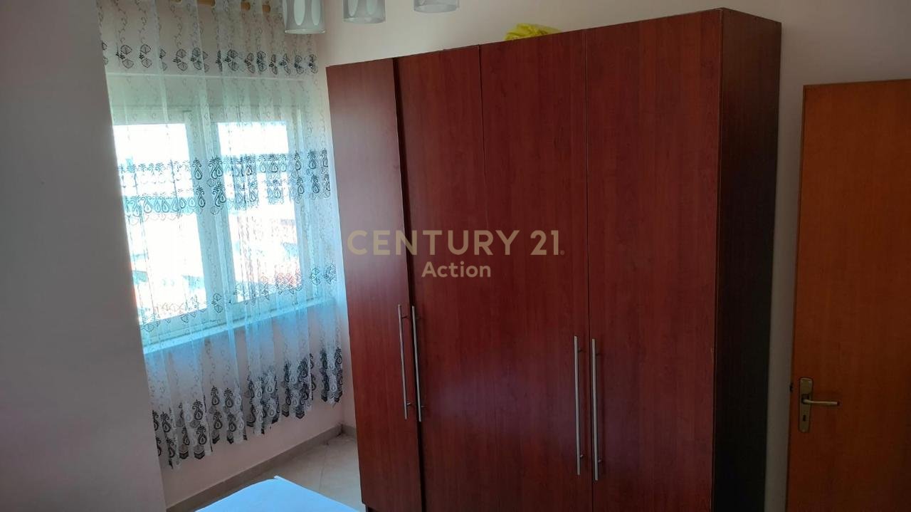JAPIM ME QIRA APARTAMENT 2+1 NE ASTIR!