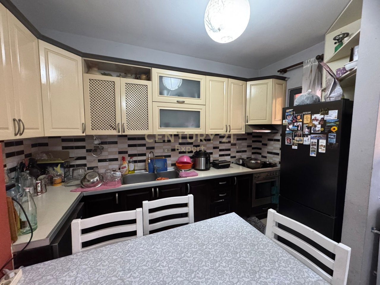 JEPET ME QIRA APARTAMENT 2+1+2 NE YZBERISHT