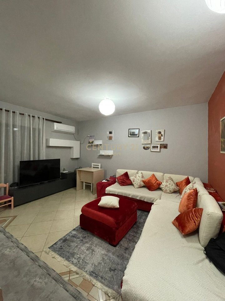 JEPET ME QIRA APARTAMENT 2+1+2 NE YZBERISHT