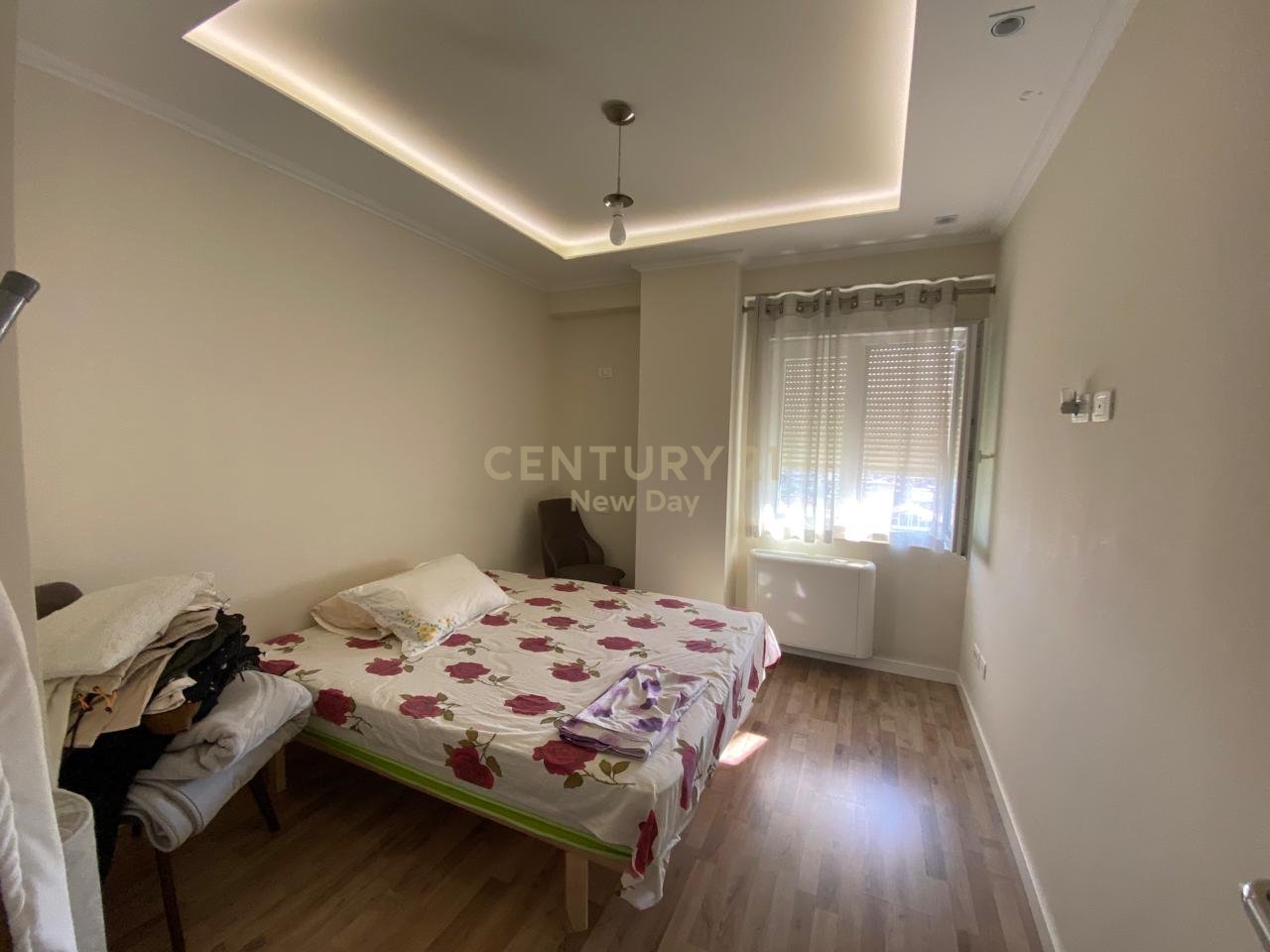 Jepet apartament 2+1+2t me qira prane qendres, Durres!