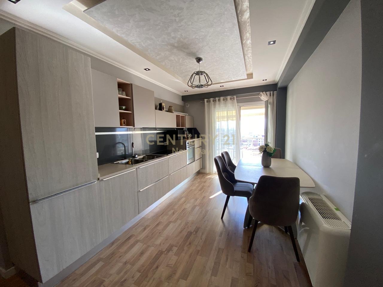 Jepet apartament 2+1+2t me qira prane qendres, Durres!