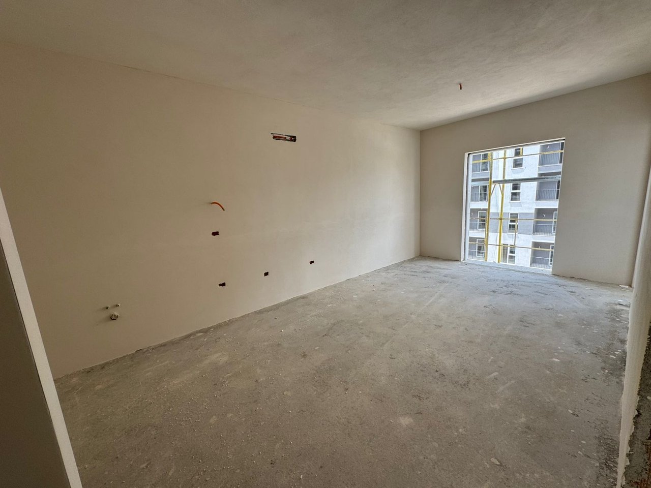 Tirana New Entry , Shitet Apartament 1+1