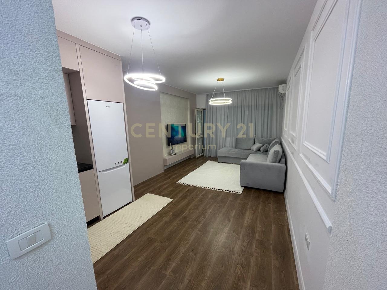 Shitet Apartament 1+1, 62 m², Yzberisht, pranë Grand Gallery