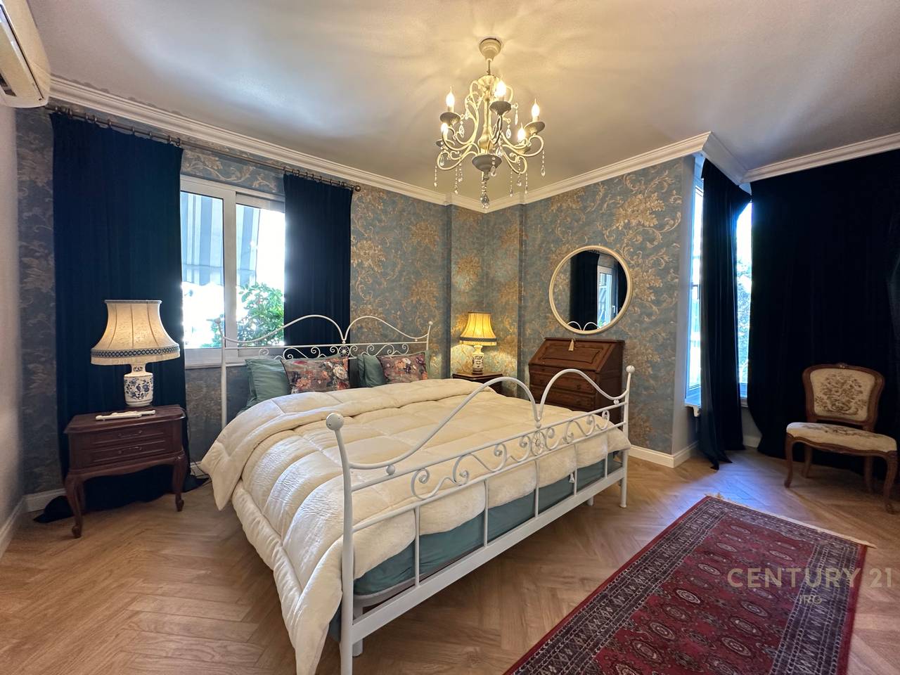 Apartament 2+1+2 tek Stadiumi Air Albania!