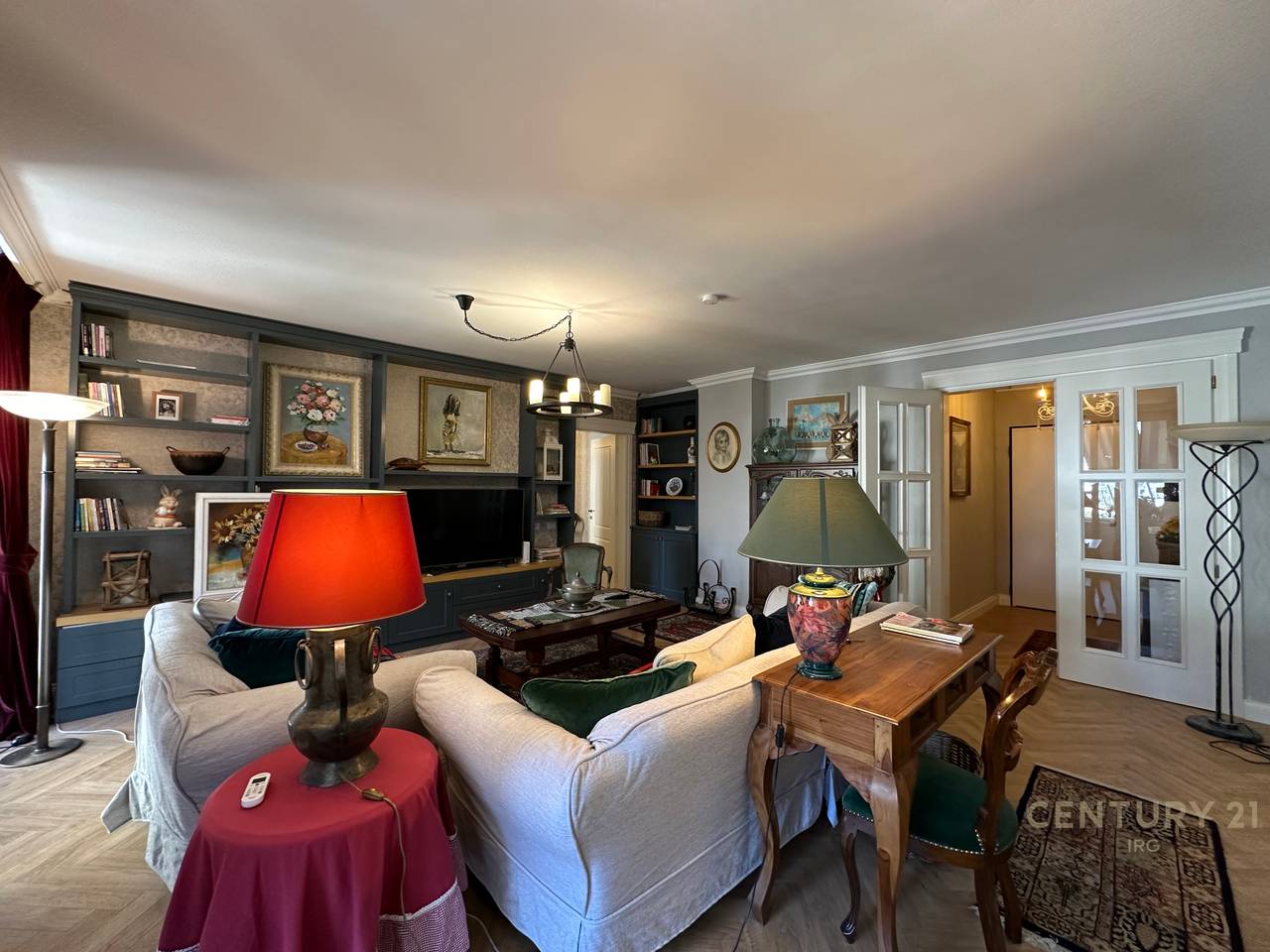 Apartament 2+1+2 tek Stadiumi Air Albania!