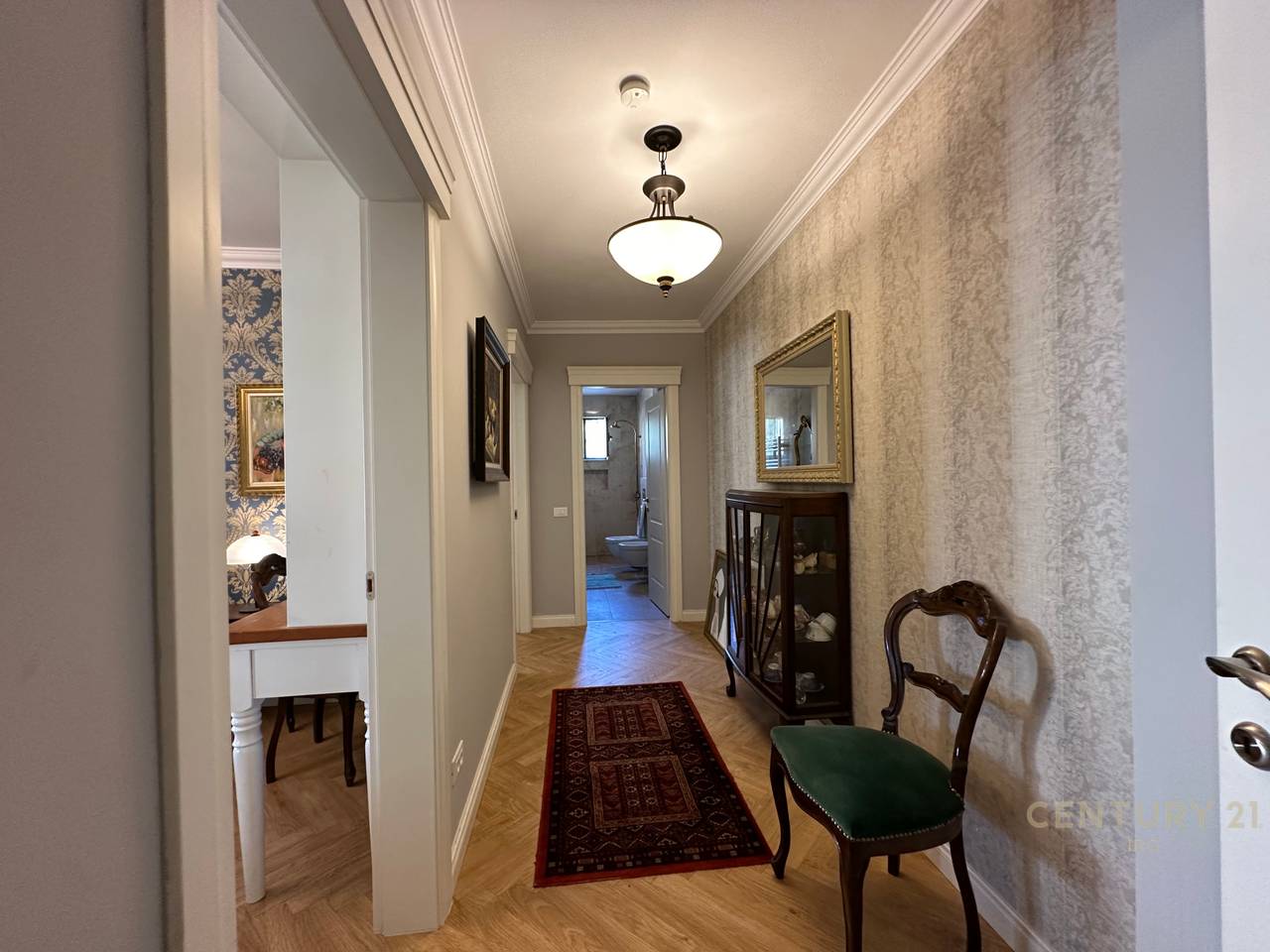 Apartament 2+1+2 tek Stadiumi Air Albania!