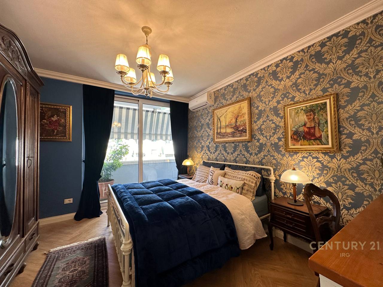 Apartament 2+1+2 tek Stadiumi Air Albania!