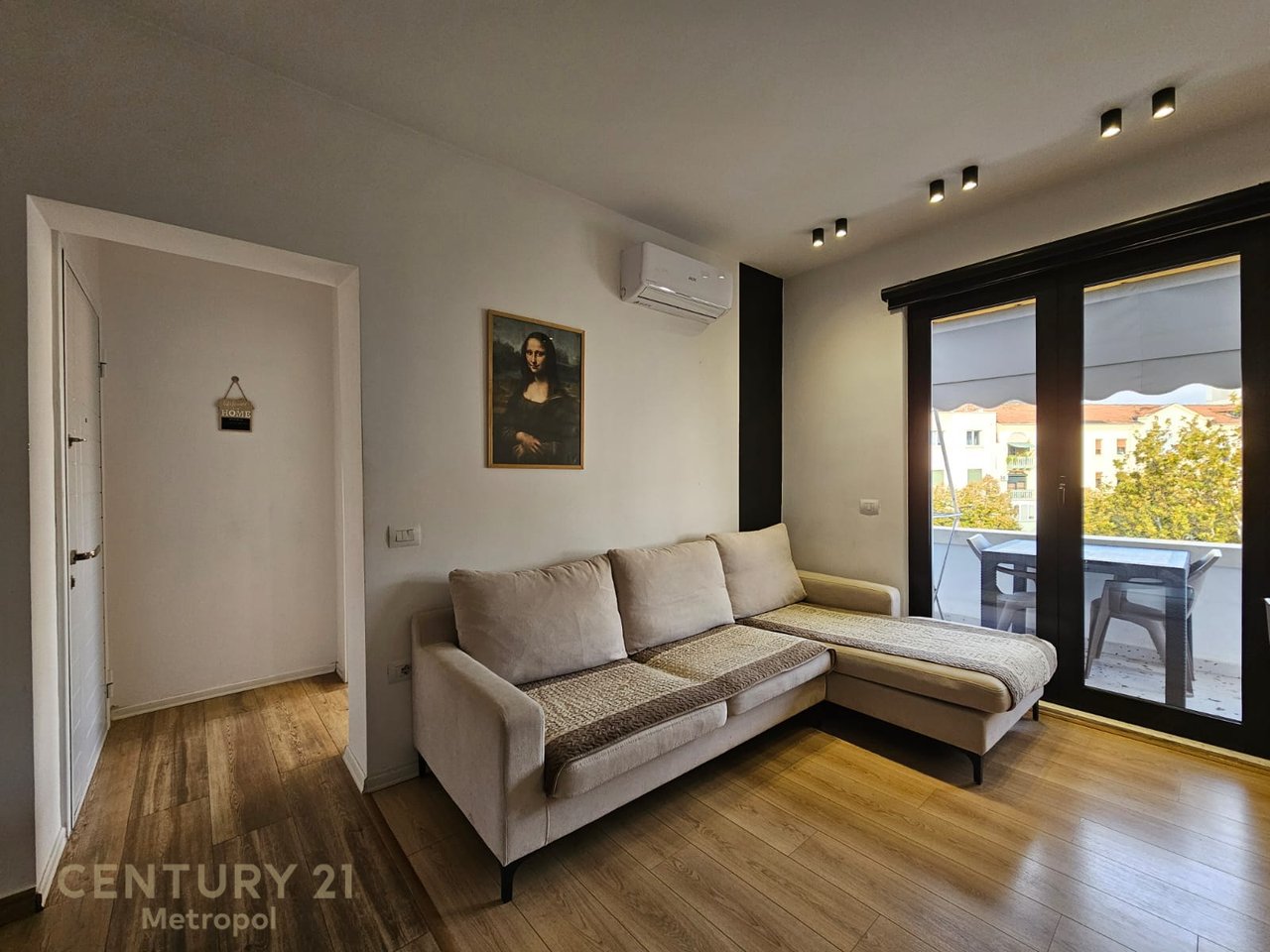 Shesim apartament 1+1 dhe Studio, mundesi ideale për investim!