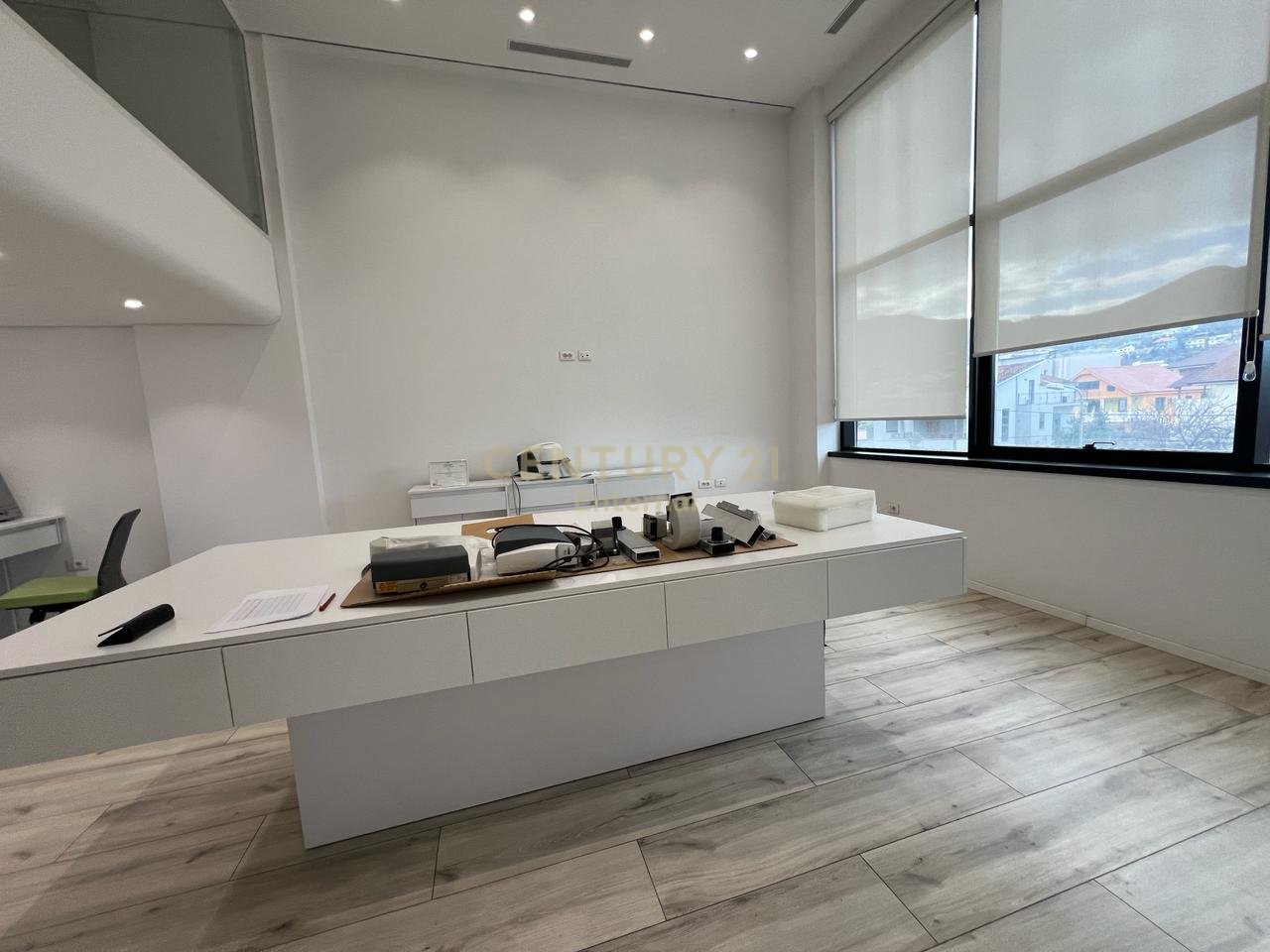 Njesi Per Qira te Tirana Golgen Park prane Amerikan 3