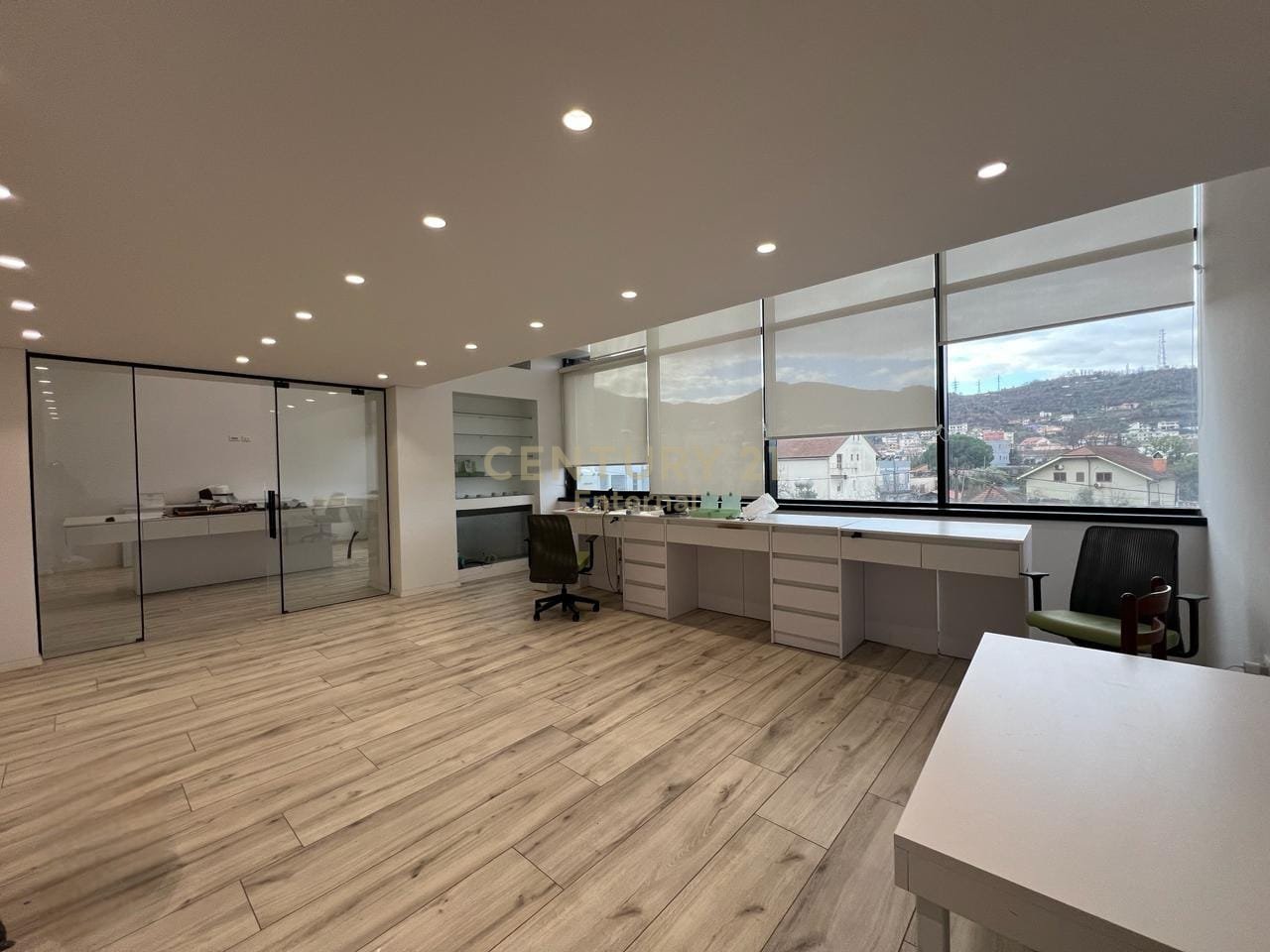 Njesi Per Qira te Tirana Golgen Park prane Amerikan 3