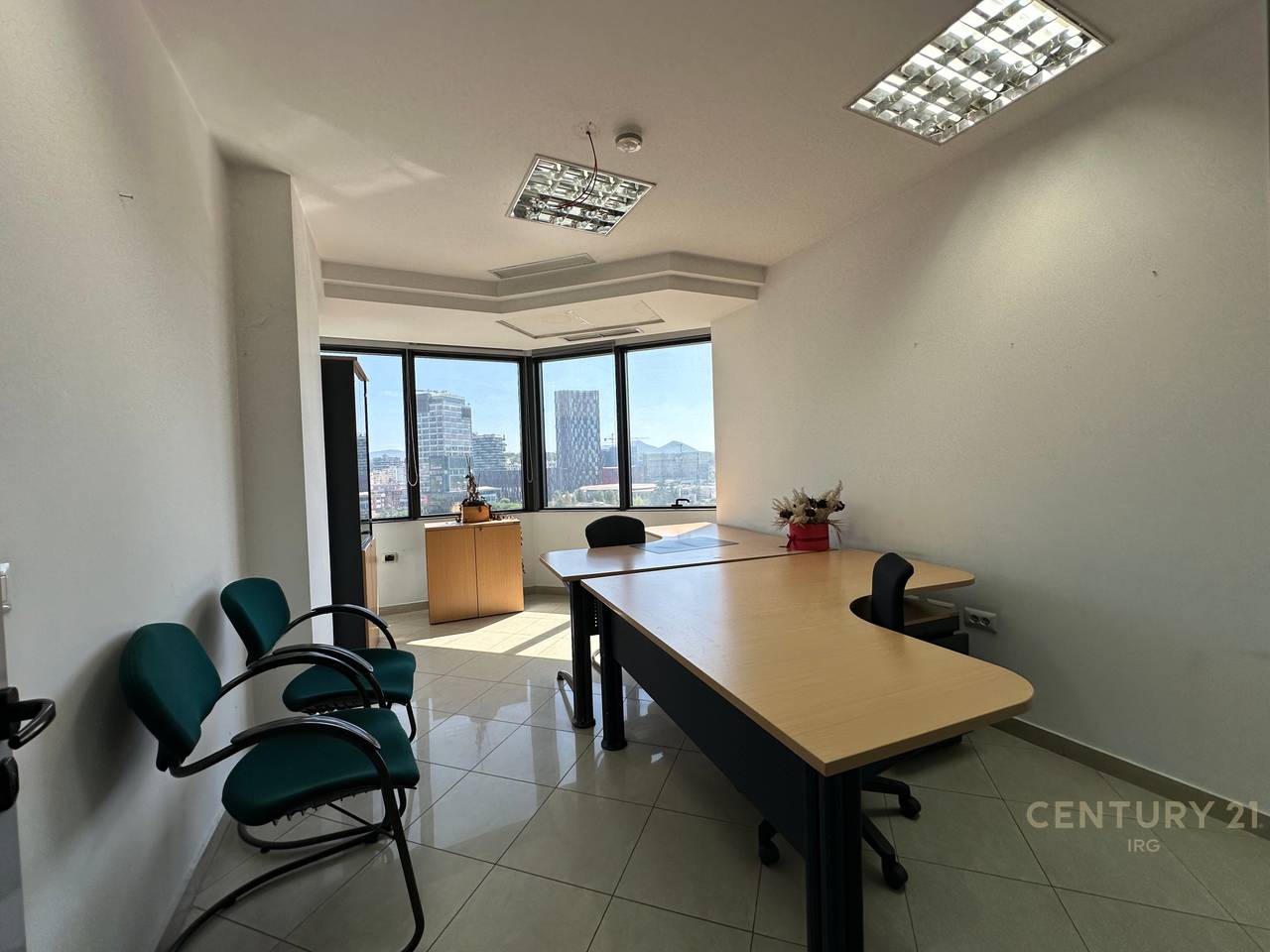 Ambient Zyre 456 m²  tek  Kullat Binjake!