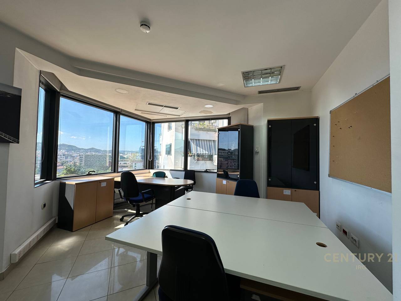 Ambient Zyre 456 m²  tek  Kullat Binjake!