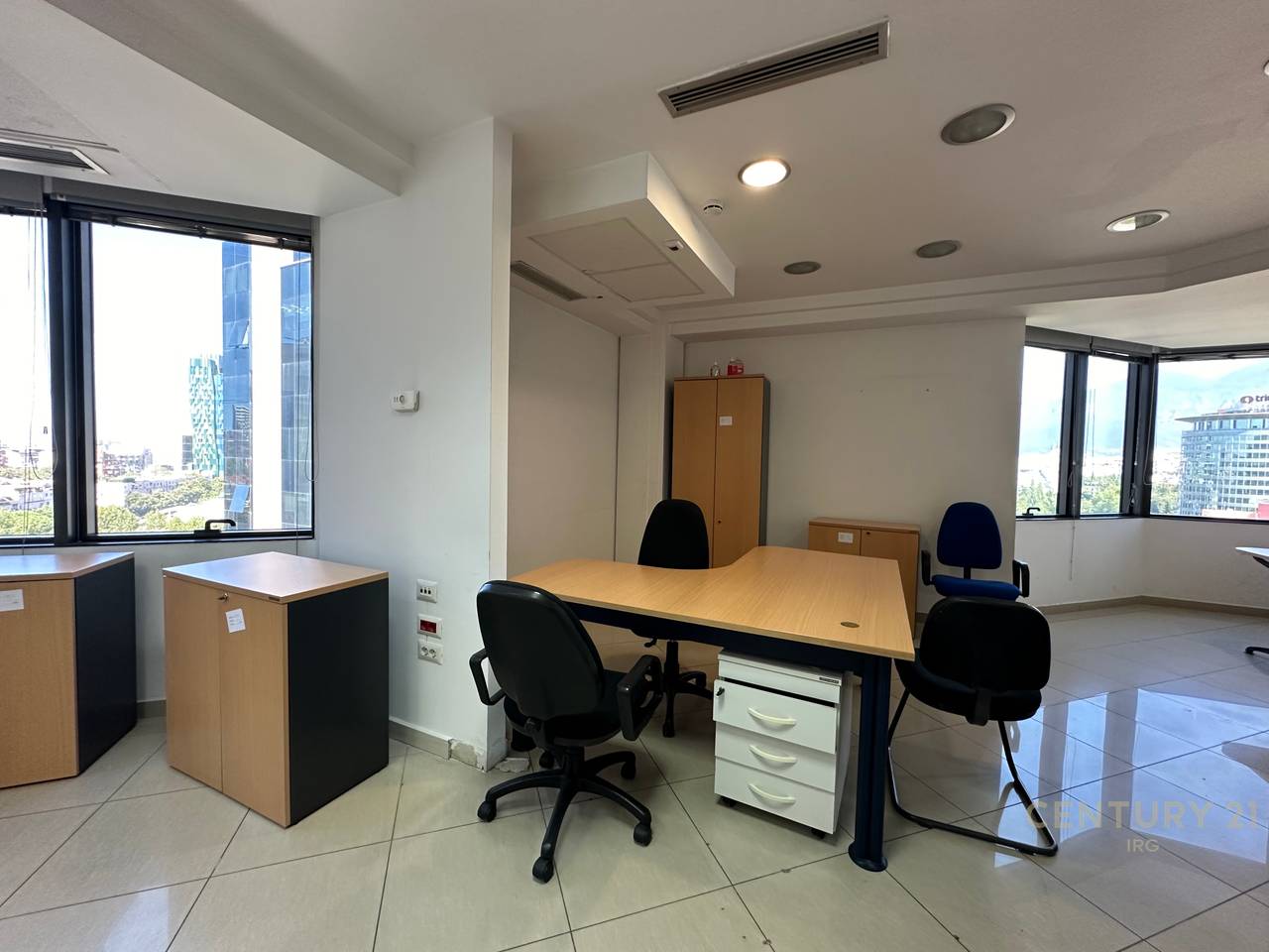 Ambient Zyre 456 m²  tek  Kullat Binjake!