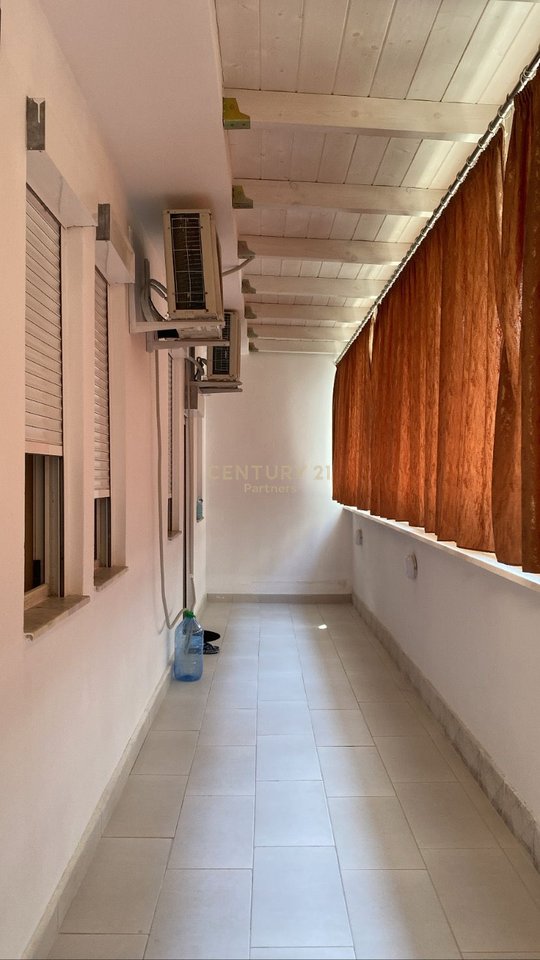 Shesim Penthouse 2+1+2 in Durres !