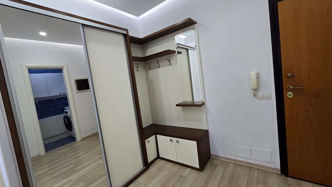 Jepet me qera apartament 2+1 tek 9 Katshet prane Sheshit Skenderbej !