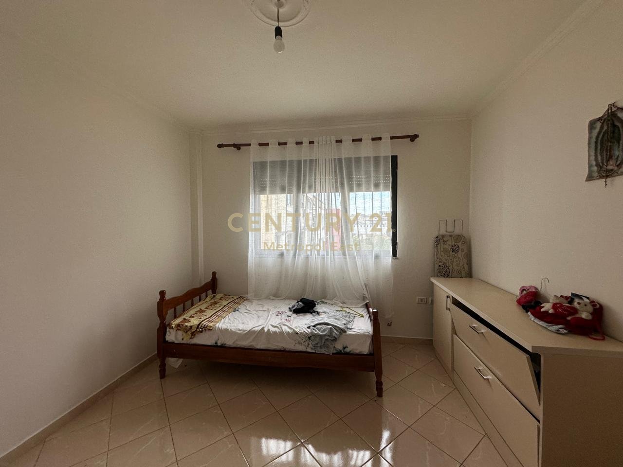 Apartment for Rent in the Malaysian Complex