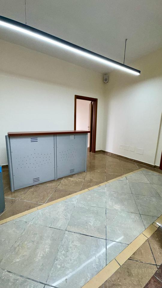 Office environment near the Prime Ministry – Papa John Paul II Street!