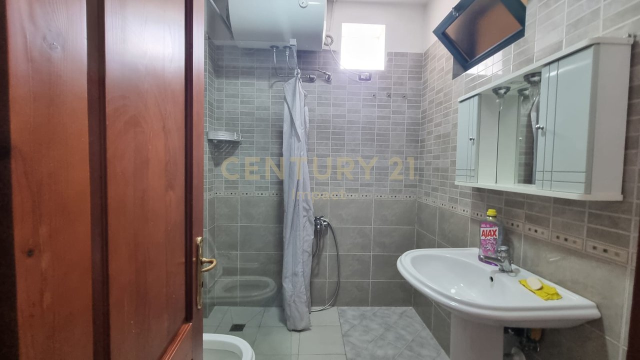 Apartament 2+1+2 Me Qira në Rrugen e Dibres, Tiranë - 650€ | 120 m²