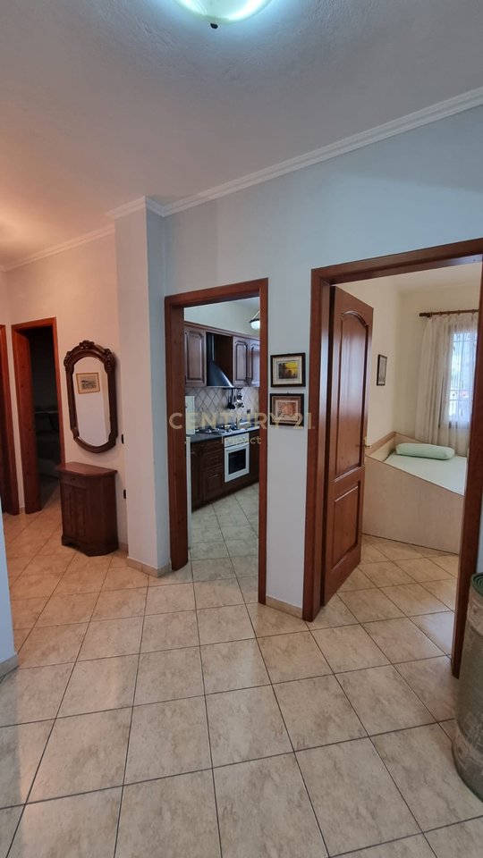 Apartament 2+1+2 Me Qira në Rrugen e Dibres, Tiranë - 650€ | 120 m²