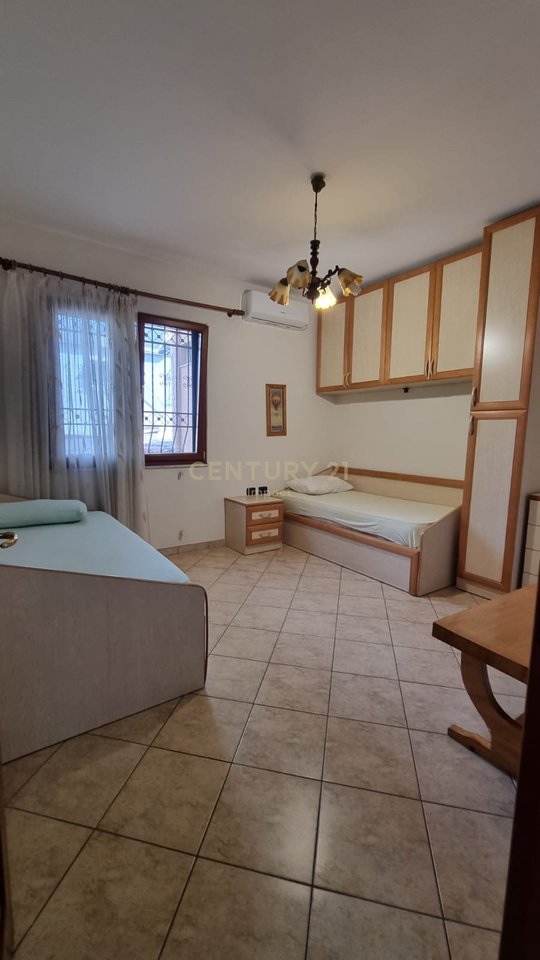 Apartament 2+1+2 Me Qira në Rrugen e Dibres, Tiranë - 700€ | 120 m²