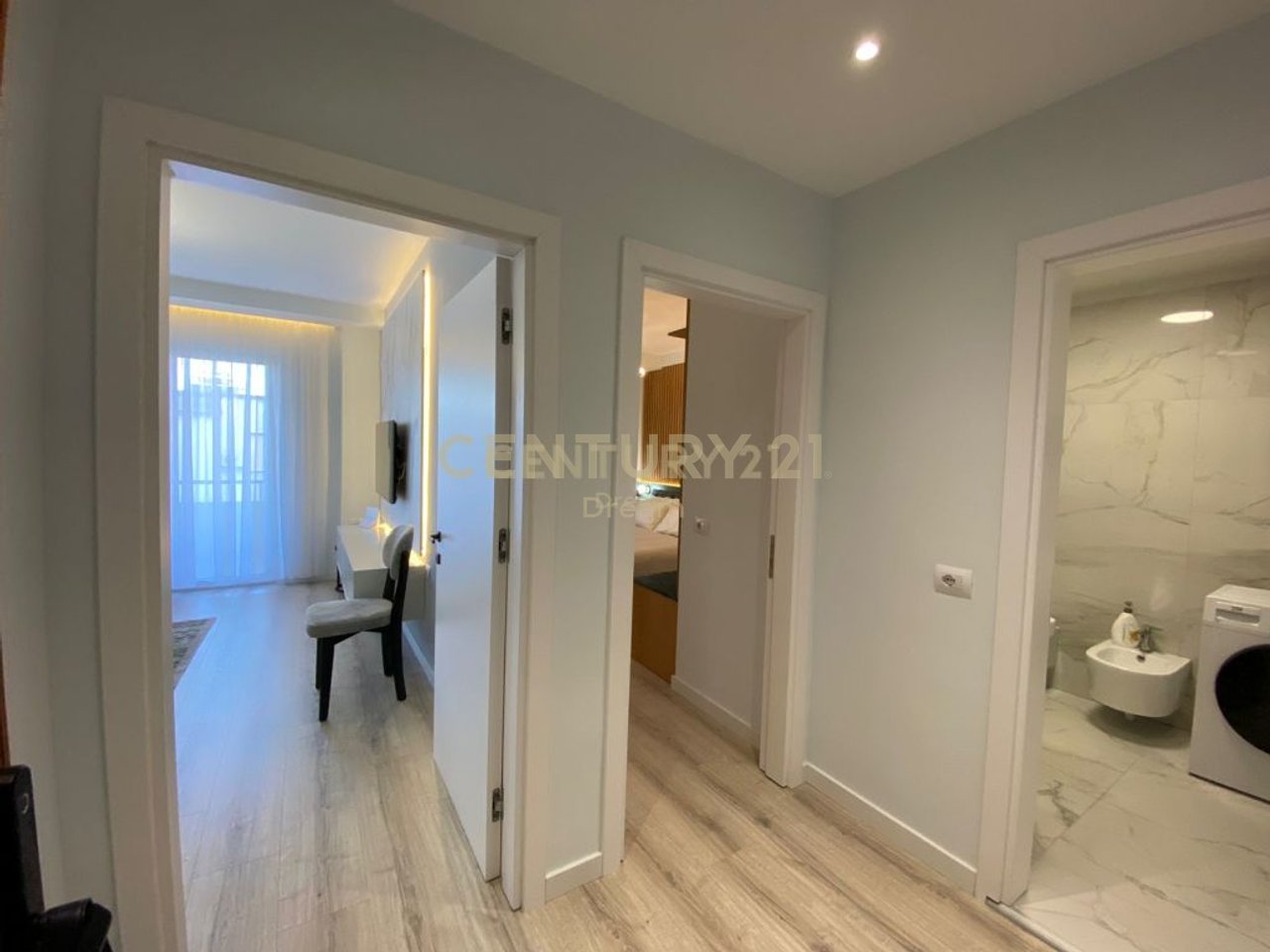 APARTAMENT 1+1 ME QIRA PRANE KESH TEK VASIL SHANTO ‼️