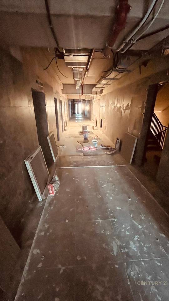 OFFICE FOR RENT AT DOWNTOWN ONE TIRANA!!