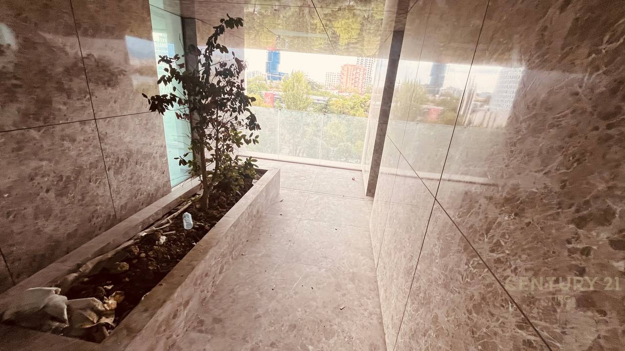 OFFICE FOR RENT AT DOWNTOWN ONE TIRANA!!