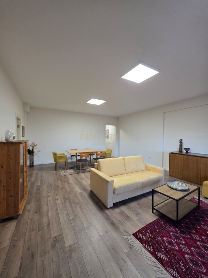 Villa in vendita a Liqeni e Farkes