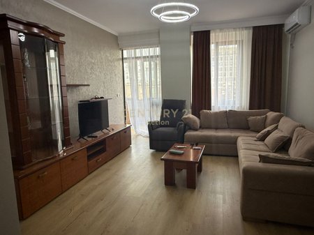 Apartament 1+1 Me Qira në Rrugën Muhamet Gjollesha, Tiranë - 600.00€ | 70 m²