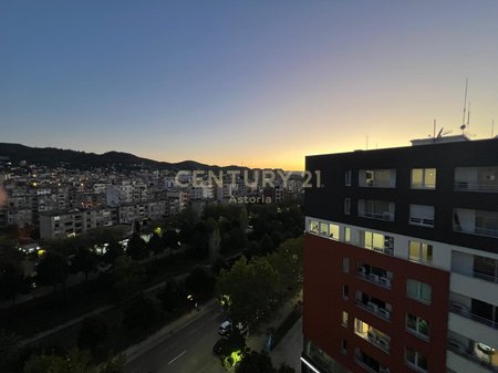 Jepet me qira apartament 2+1+2 prane kompleksit Delijorgji