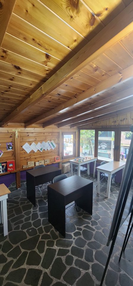 IN VENDITA EDIFICIO MULTIFUNZIONALE SU 3 PIANI IN VIA DIBRA!