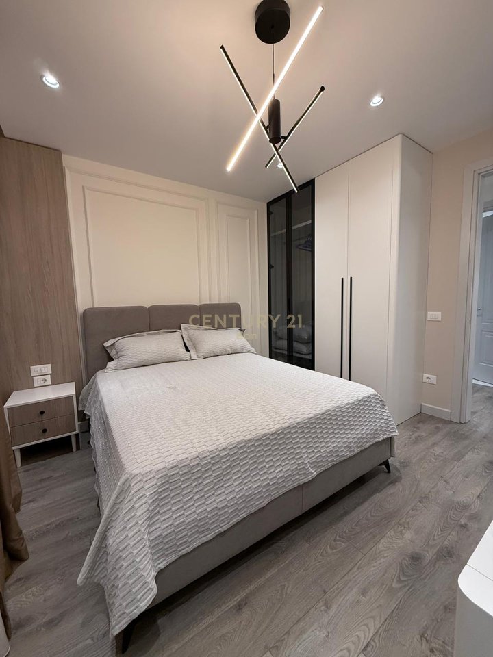 Shesim Super Apartment 2+1+2 Together with 2 garages Near the school 'Qemal Mici'