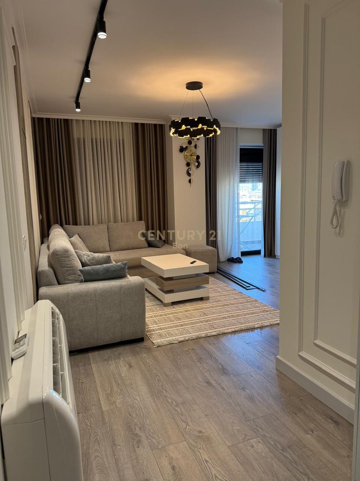 Shesim Super Apartment 2+1+2 Together with 2 garages Near the school 'Qemal Mici'