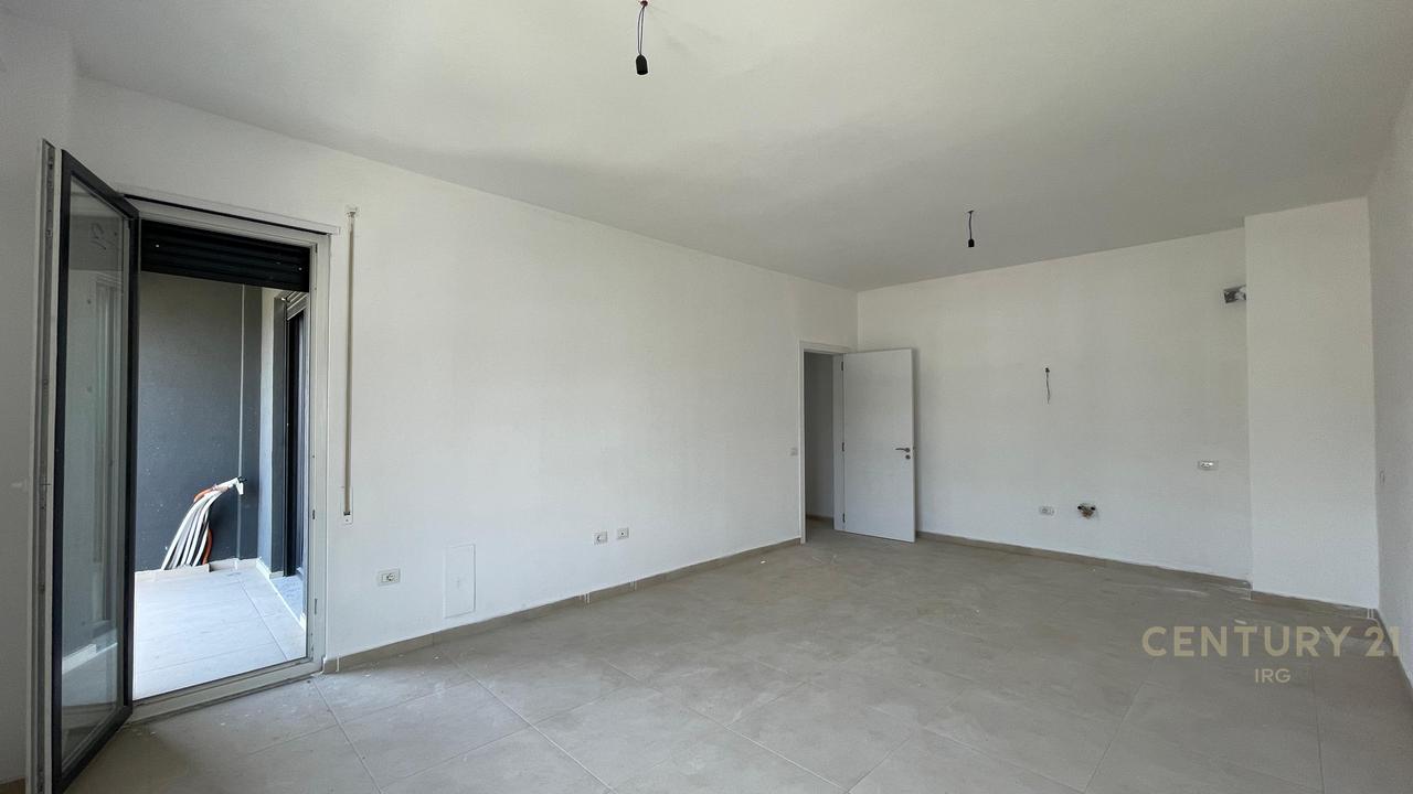 Apartment 2+1 for rent in Paskuqan!