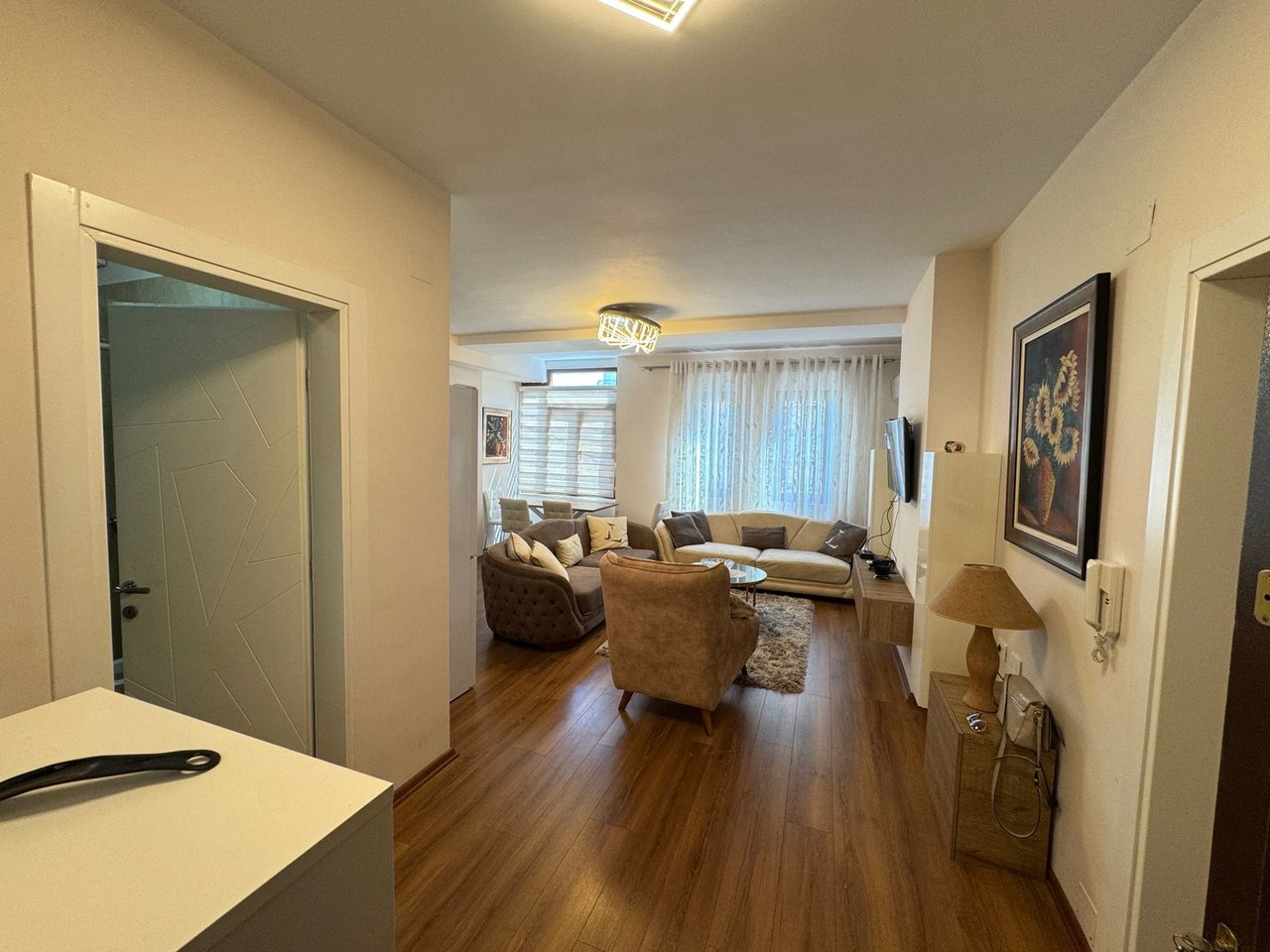 Apartament 1+1 me Pamje nga Liqeni në Pogradec për Shitje