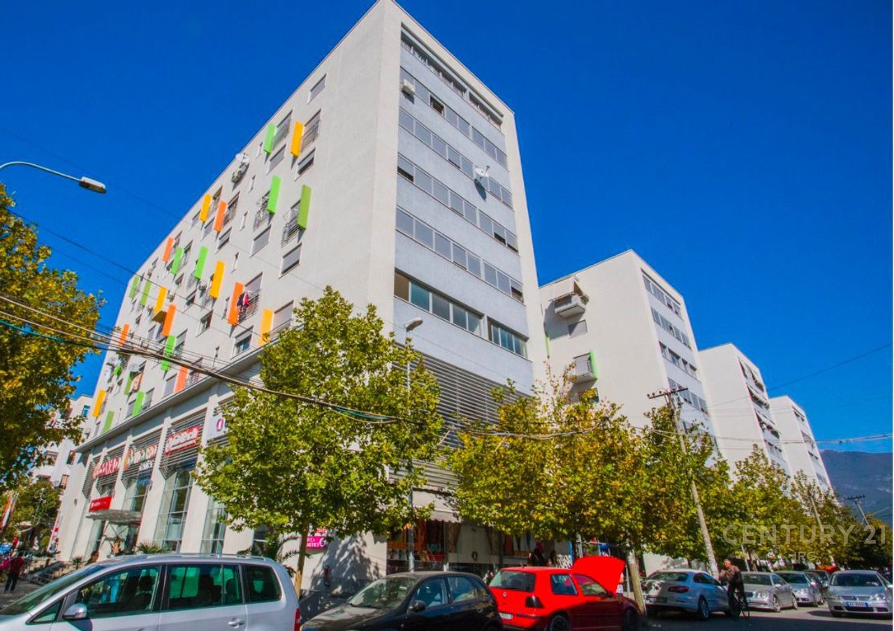 Zyrë Moderne me qera në Qendra Konkord, 5 Maji