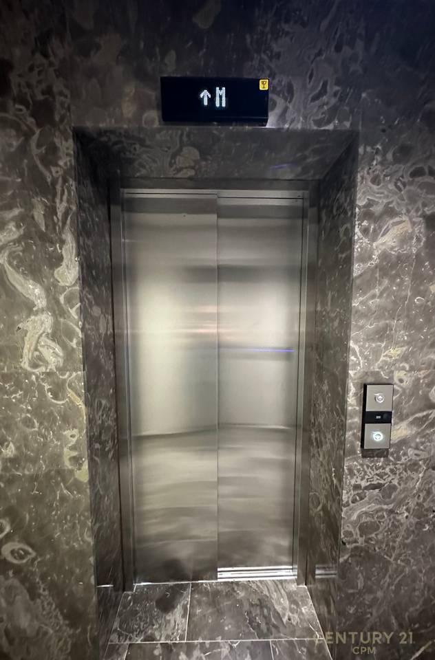 2+1 APARTMENT FOR OFFICE RENT AT GOLDEN TOWER RESIDENCE!