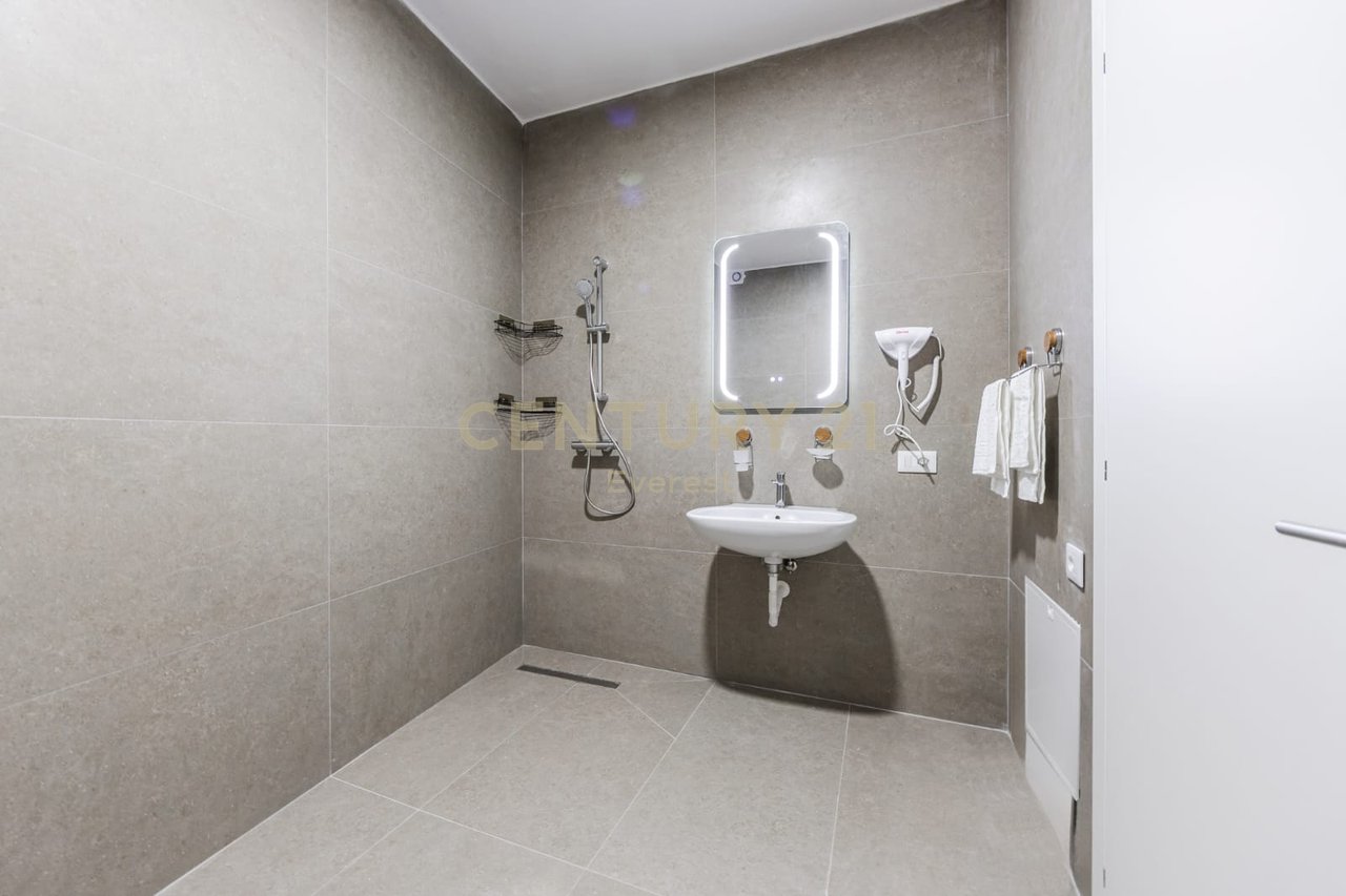Kavaja Road, Apartment 1+1 for Rent