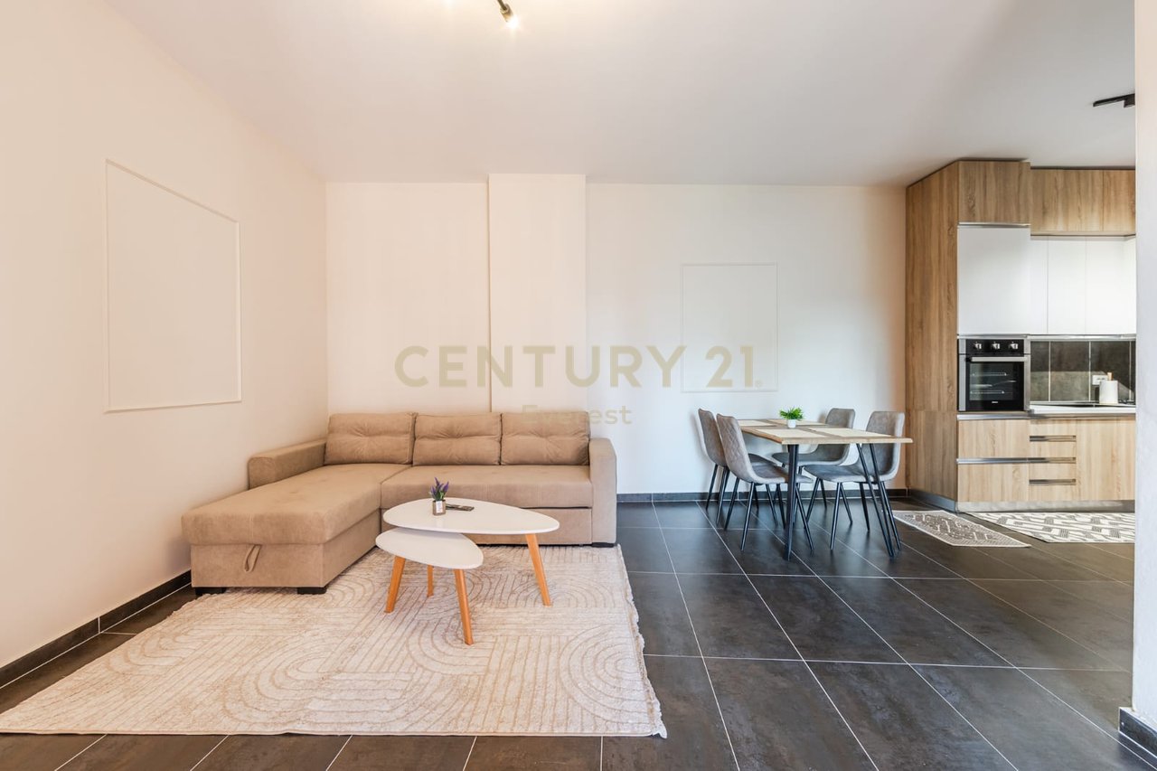 Kavaja Road, Apartment 1+1 for Rent