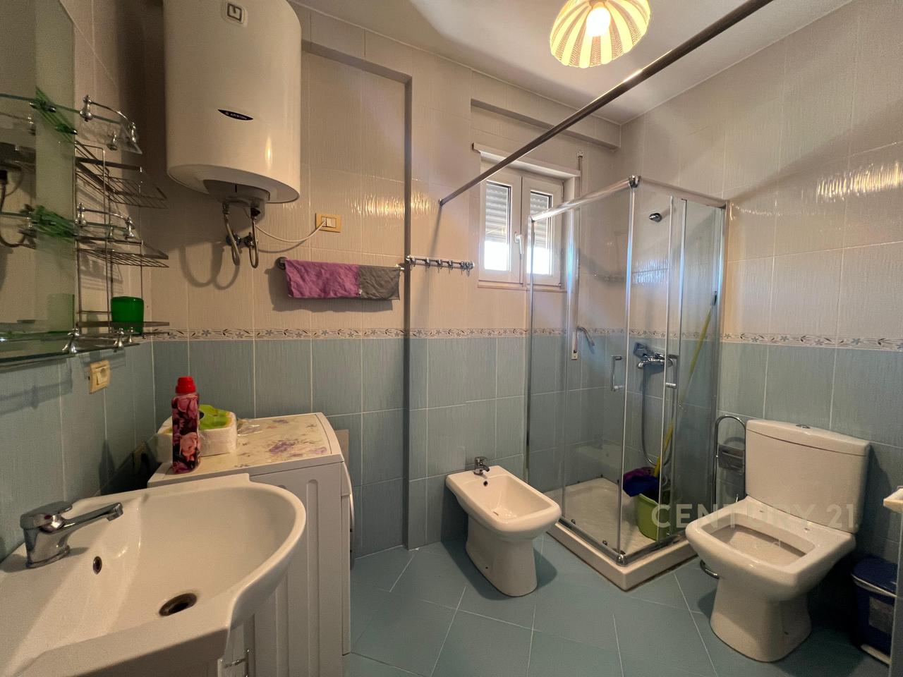 Apartament 2+1+2 per qira tek Kompleksi Gener 2, prane Hipotekes