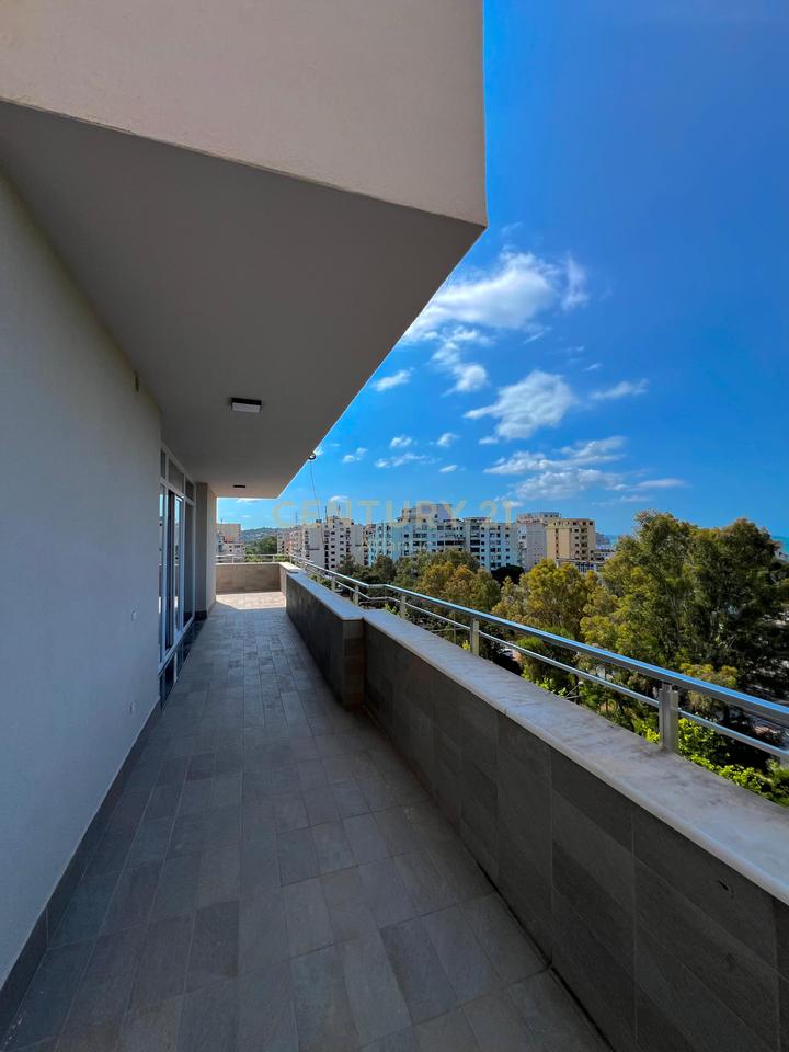 APPARTAMENTO DI LUSSO IN AFFITTO A ILIRIA BEACH VISTA MARE 200M2!