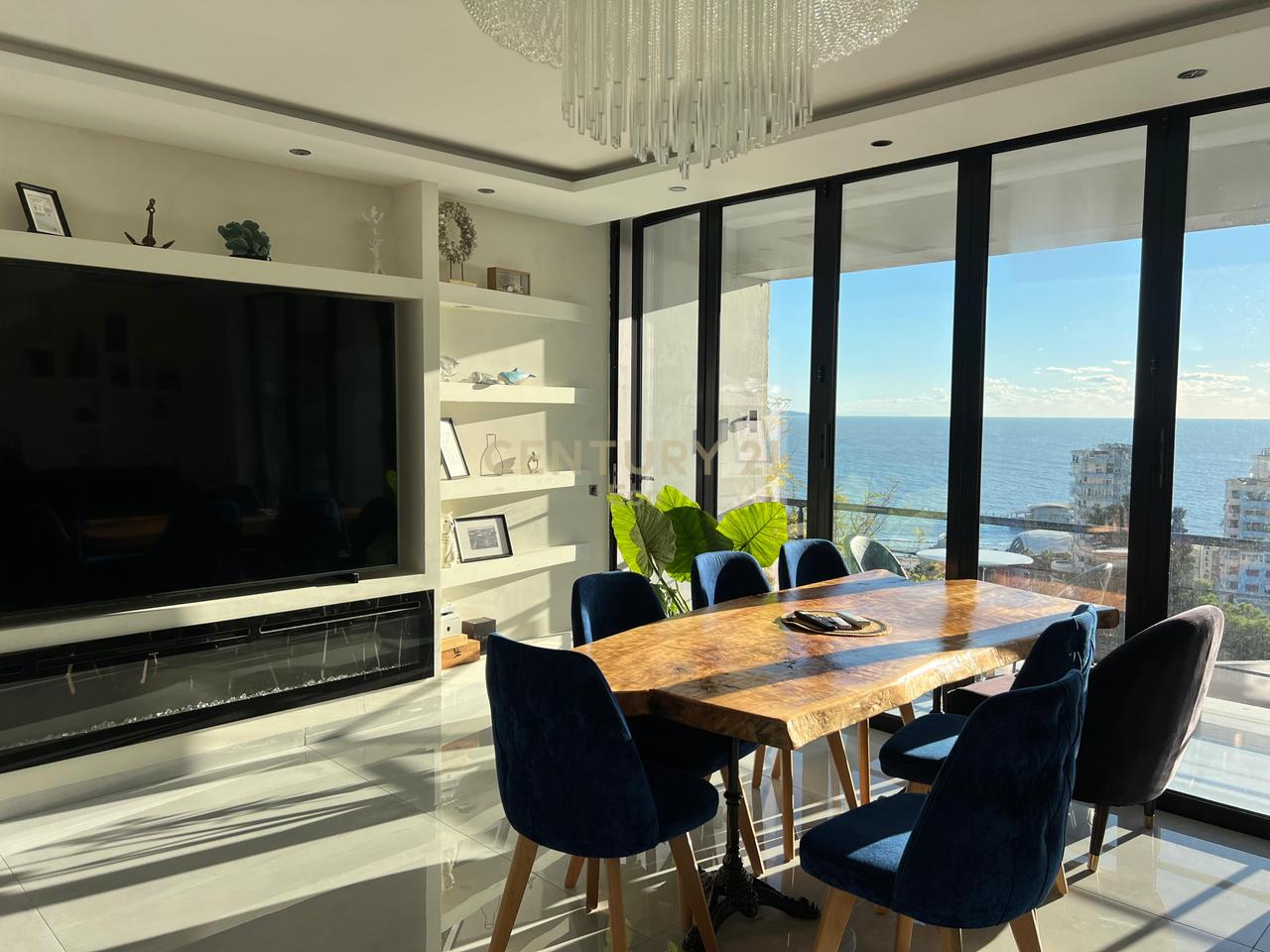 JEPET ME QIRA APARTAMENT 2+1 + GARAZHD ME PAMJE DETI, TEK VILA ZOGUT, DURRES !!!