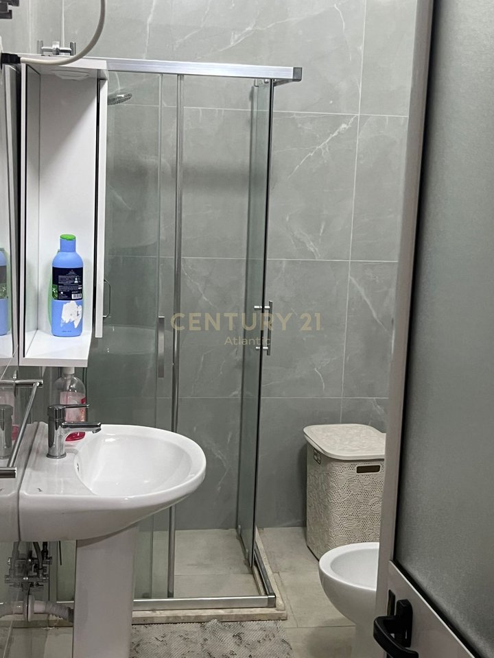 Appartamento 2+1 in affitto sulla spiaggia Hekurudha, Durazzo - 400€ | 70 m²
